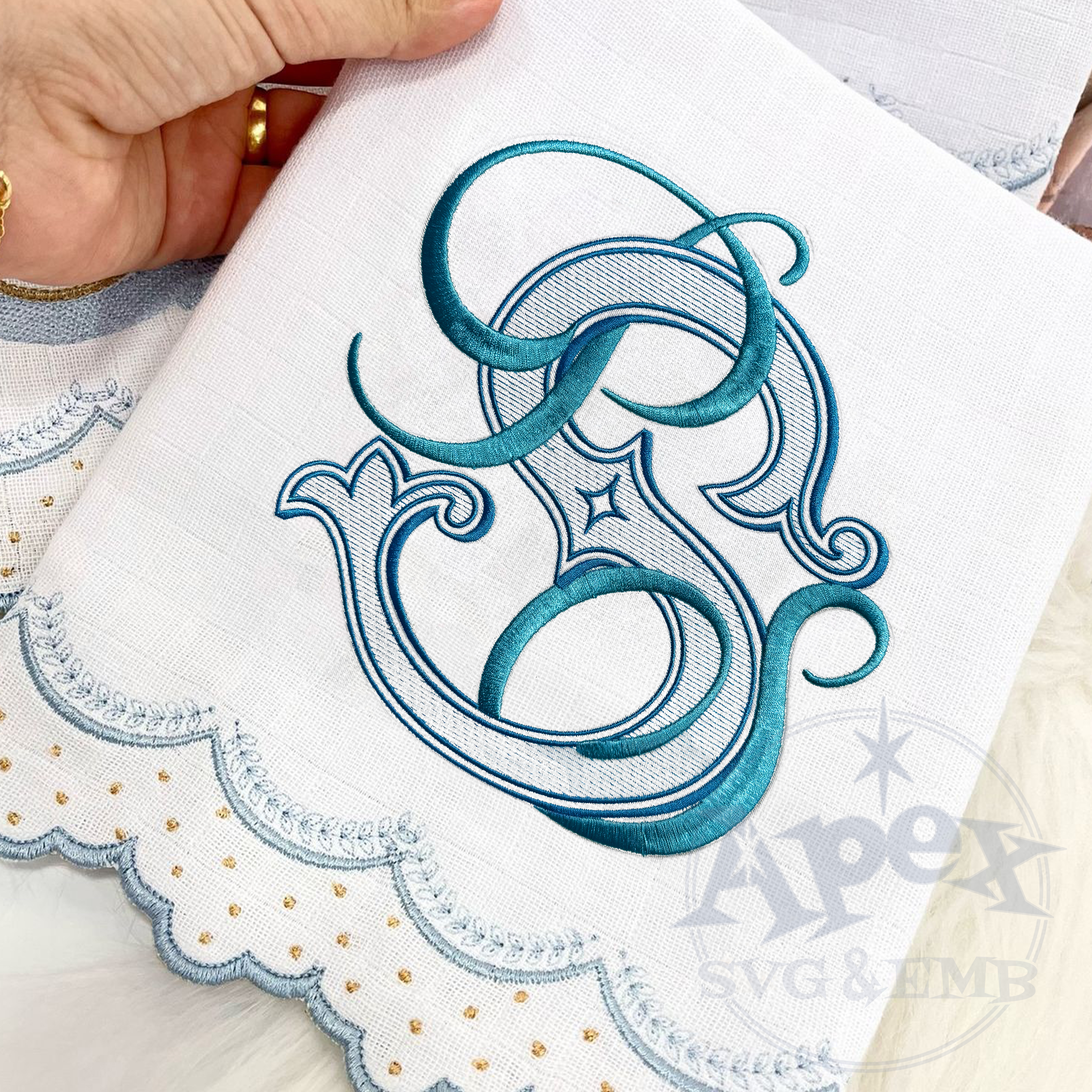 Cassidy 3-letter Interlocking Monogram Machine Embroidery Wedding