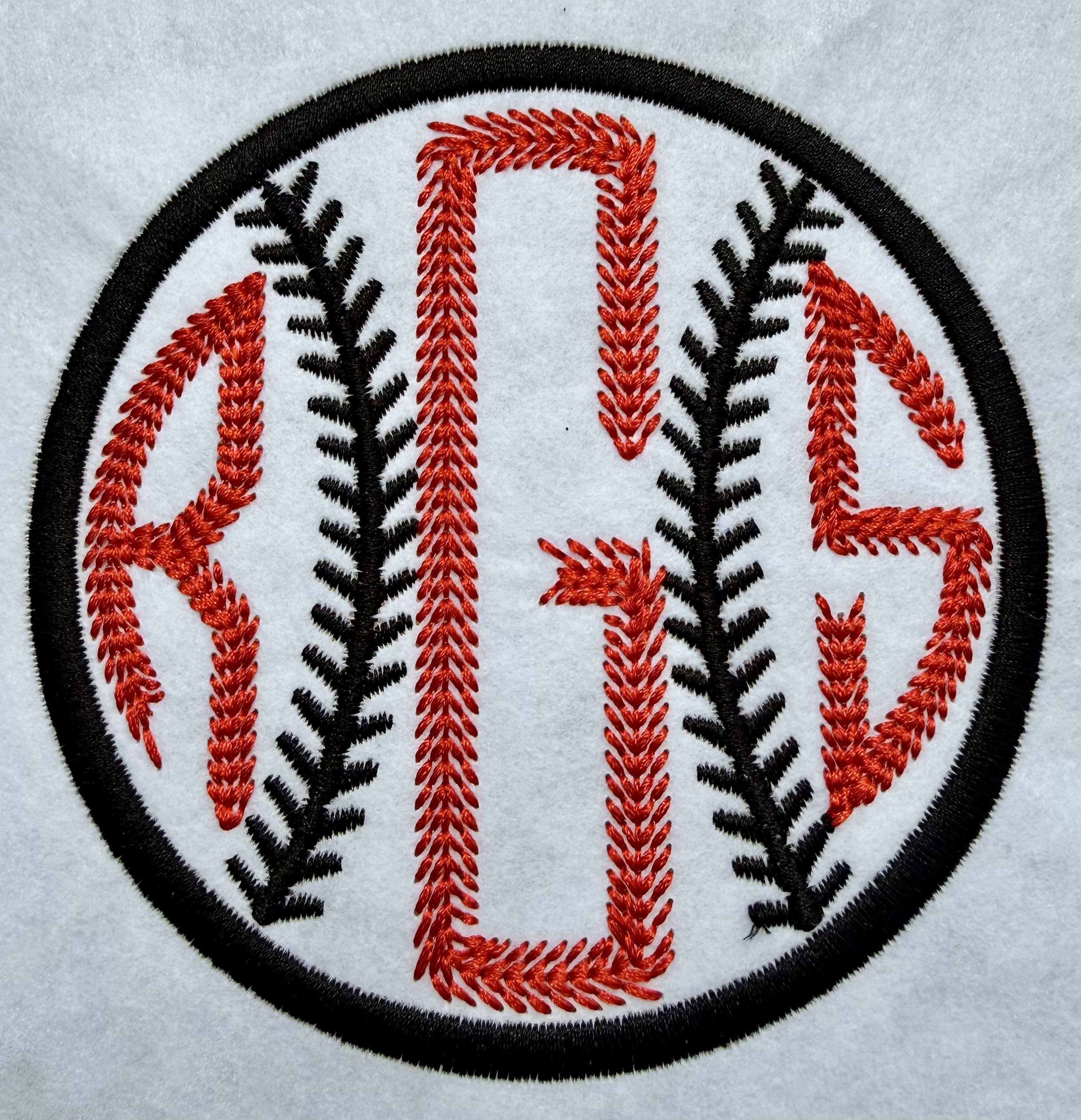 Circle Baseball Virgule Stitch Embroidery Font Sample