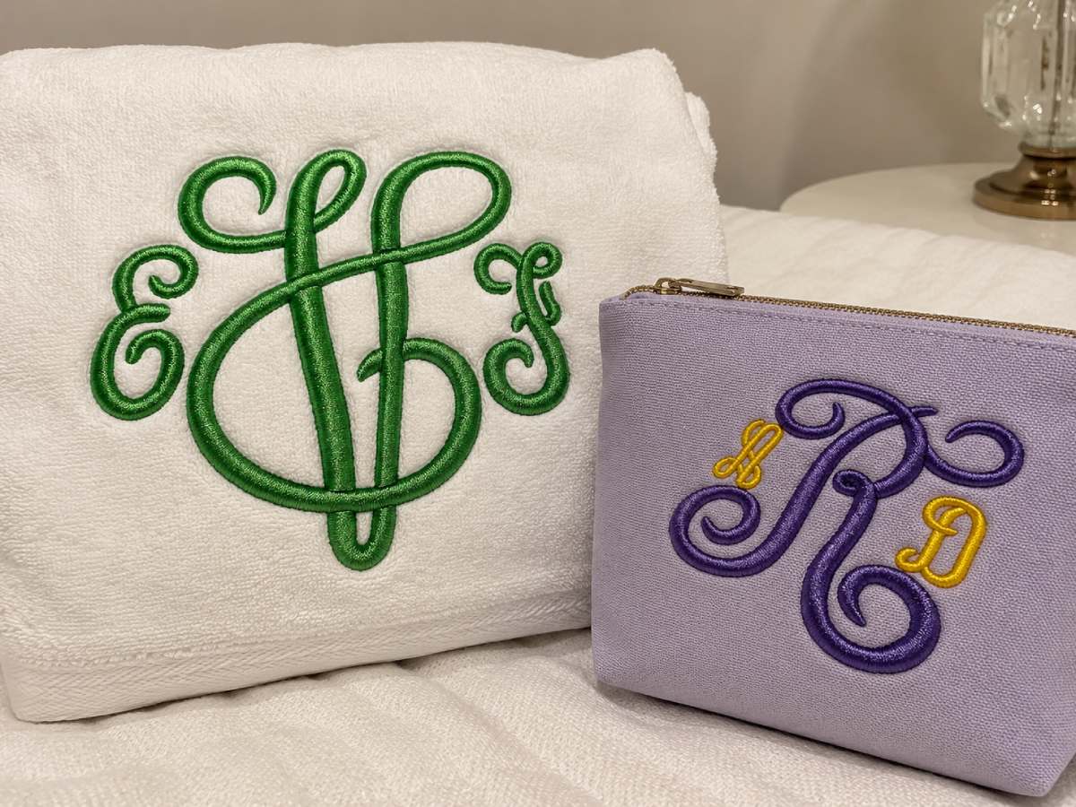 Puff 3-D Vine Interlocking is one of the more decorative 3D puff embroidery fonts in the list. 