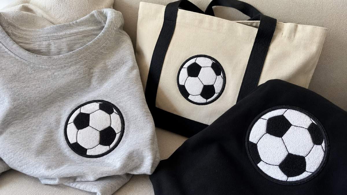 It is a great choice for kids’ soccer shirts, party sweatshirts, game-day totes, blankets, and bold team gifts.