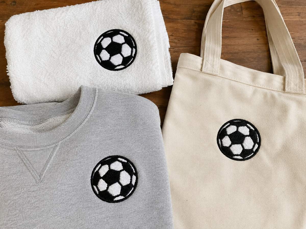 You can use it on a shirt sleeve, towel, tote bag, drawstring bag, cap, blanket, or patch-style project. 