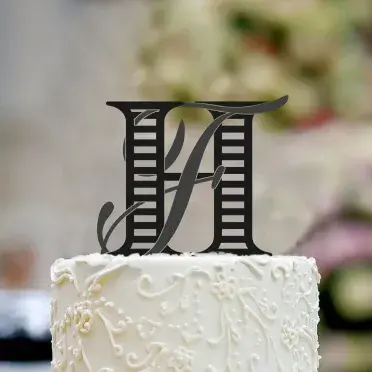 Script Ladders Interlocking Monogram TrueType Font