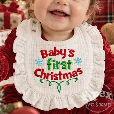 My 1st Christmas_02.jpg